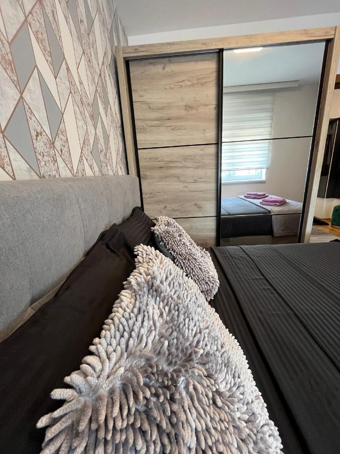 Apartman Korac Vrnjačka Banja Exteriör bild